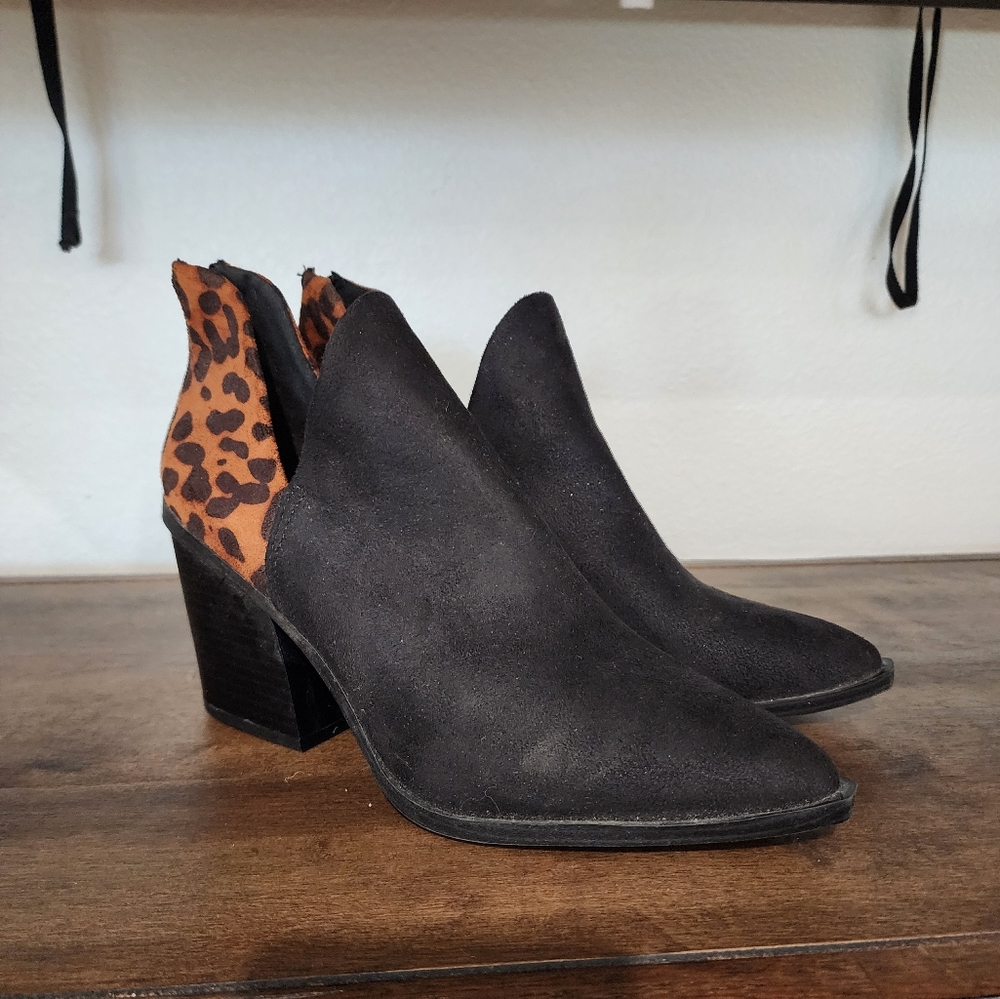 Faux suede bootie